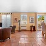 Maison Grillons * סן טרופז