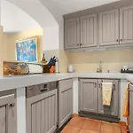Maison Grillons
