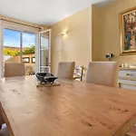 Maison Grillons بيت للعطل *