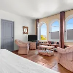 بيت للعطل Maison Grillons *