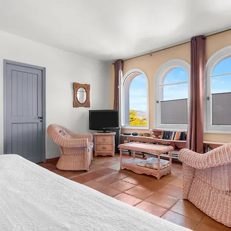 Holiday home Maison Grillons Saint-Tropez